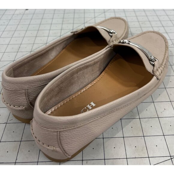 Coach Women’s Pebbled Leather Loafers With Silver Chain Detail Size 9 Beige - Picture 6 of 8